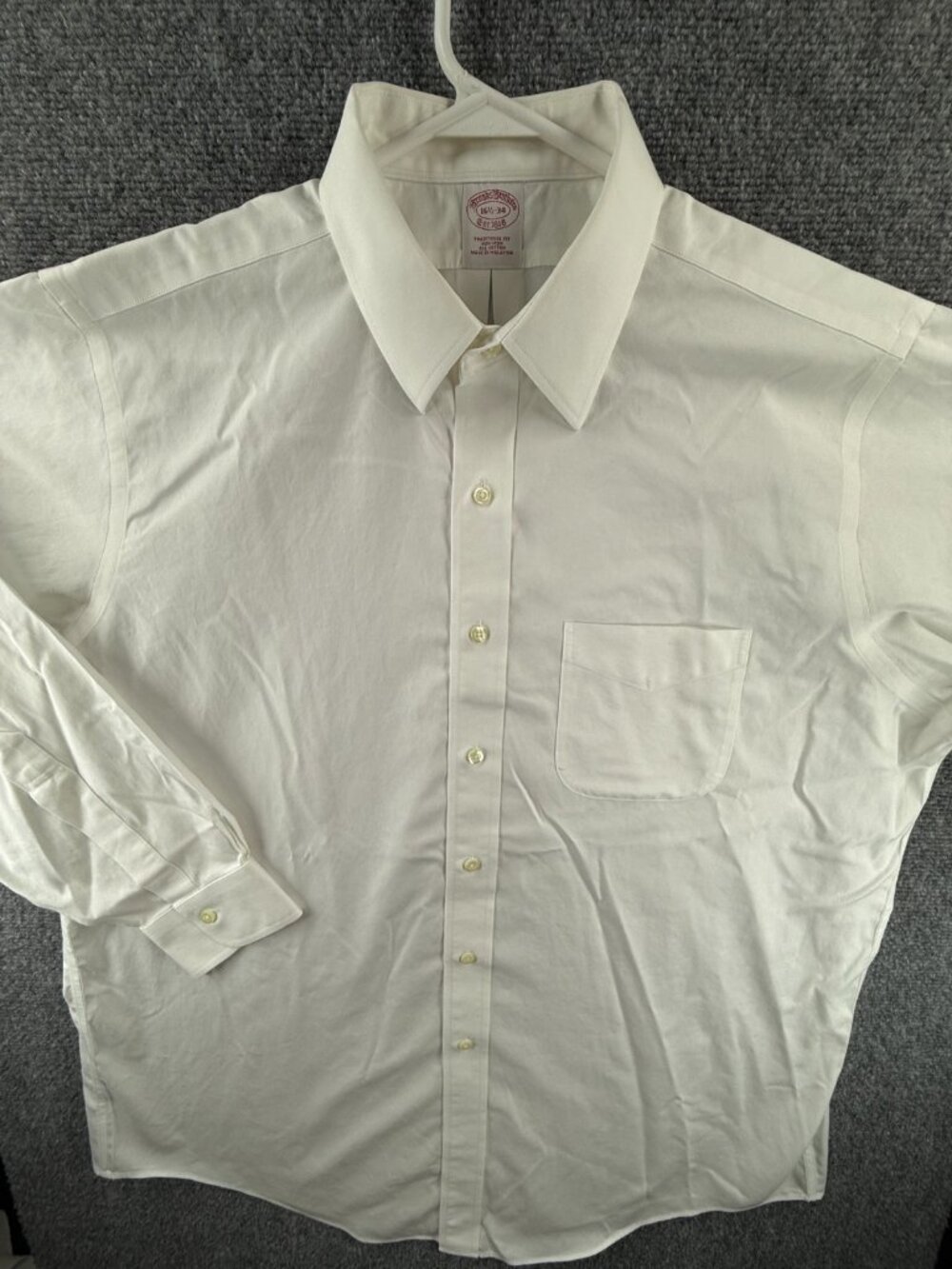 Brooks Brothers Non-Iron Point Cotton 16.5 34 Traditional White Office Button Up